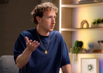Mark Zuckerberg gold chain auction jewelry