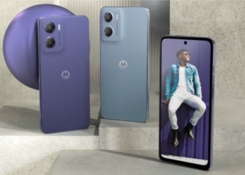 Motorola Moto e15 smartphone front and back view