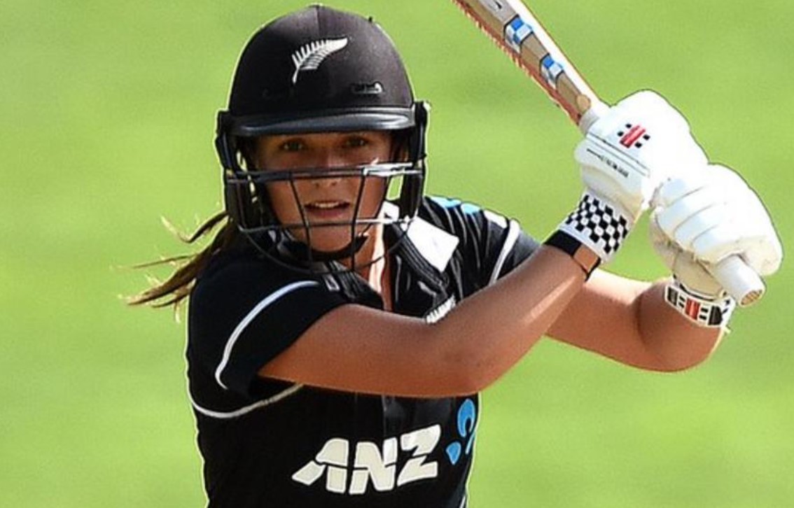 Melie Kerr New Zealand cricket
