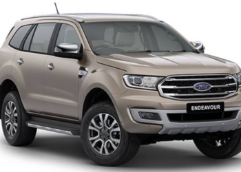 Ford Endeavour spy shots Chennai port