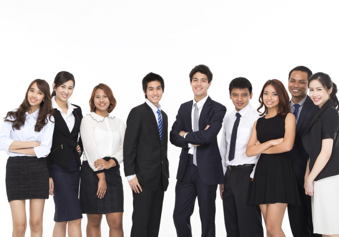 Japanese office workers drinking together"