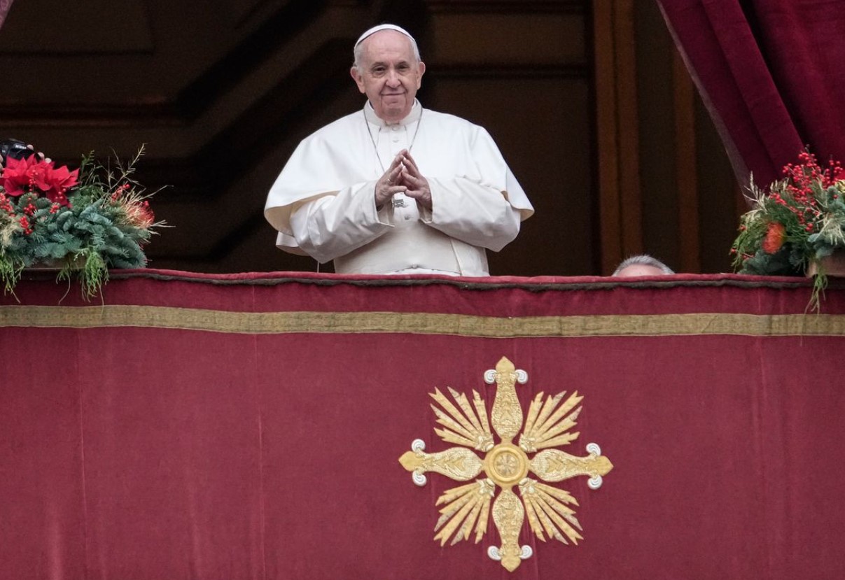 pope francis hospital update news