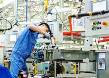 china factory workers industrial production 2025