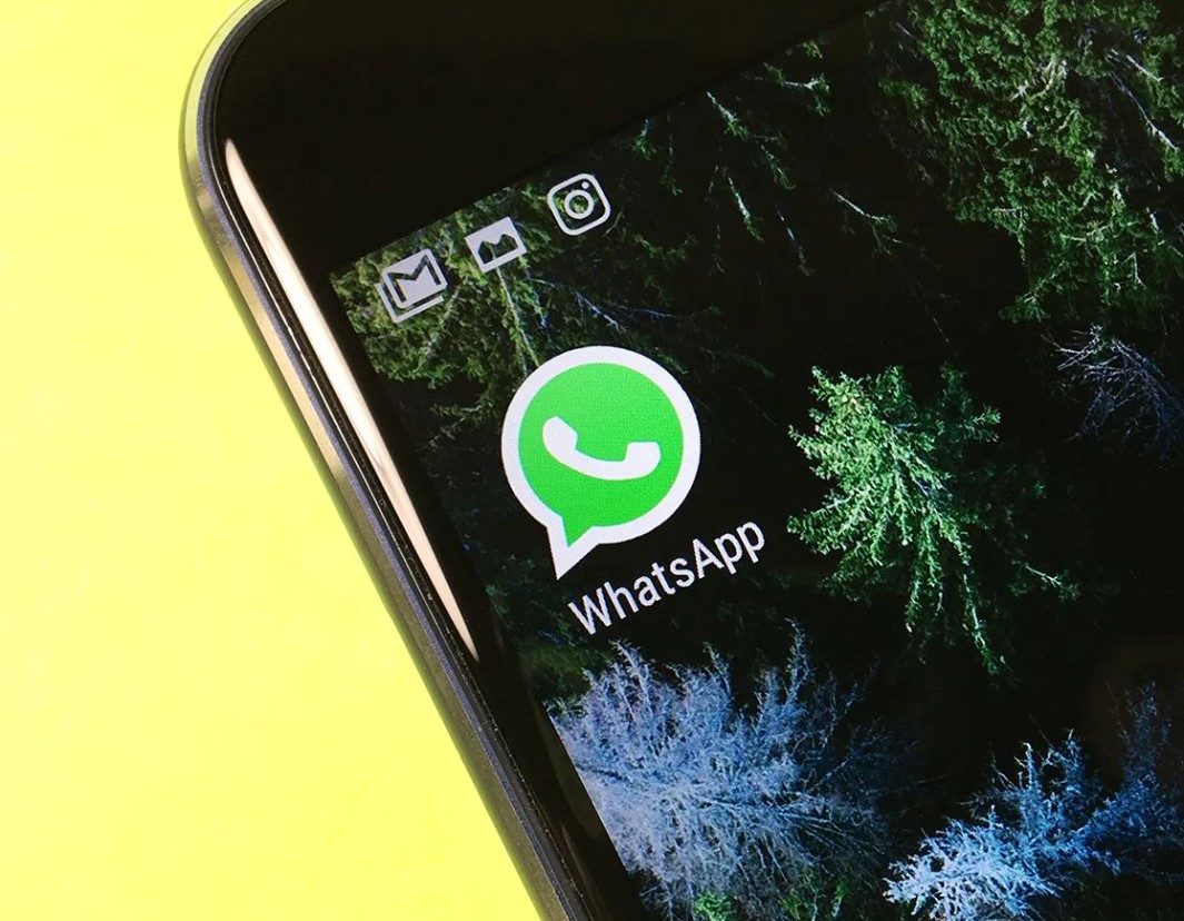 whatsapp status new creative features update