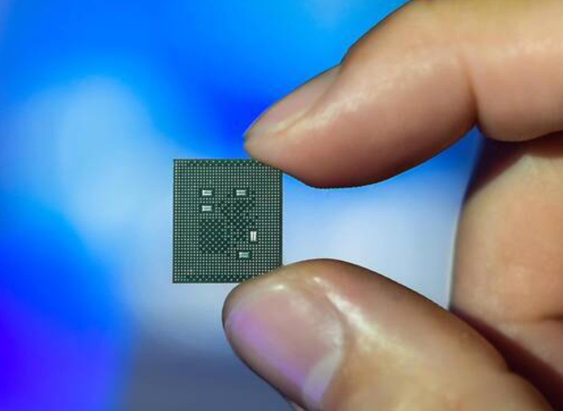 snapdragon-8-elite-chipset-qualcomm-2025-devices