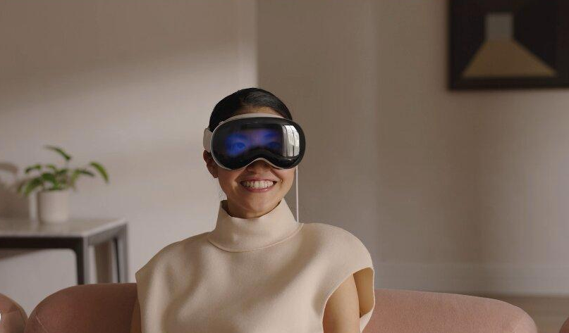 YouTube releases its official Apple Vision Pro app