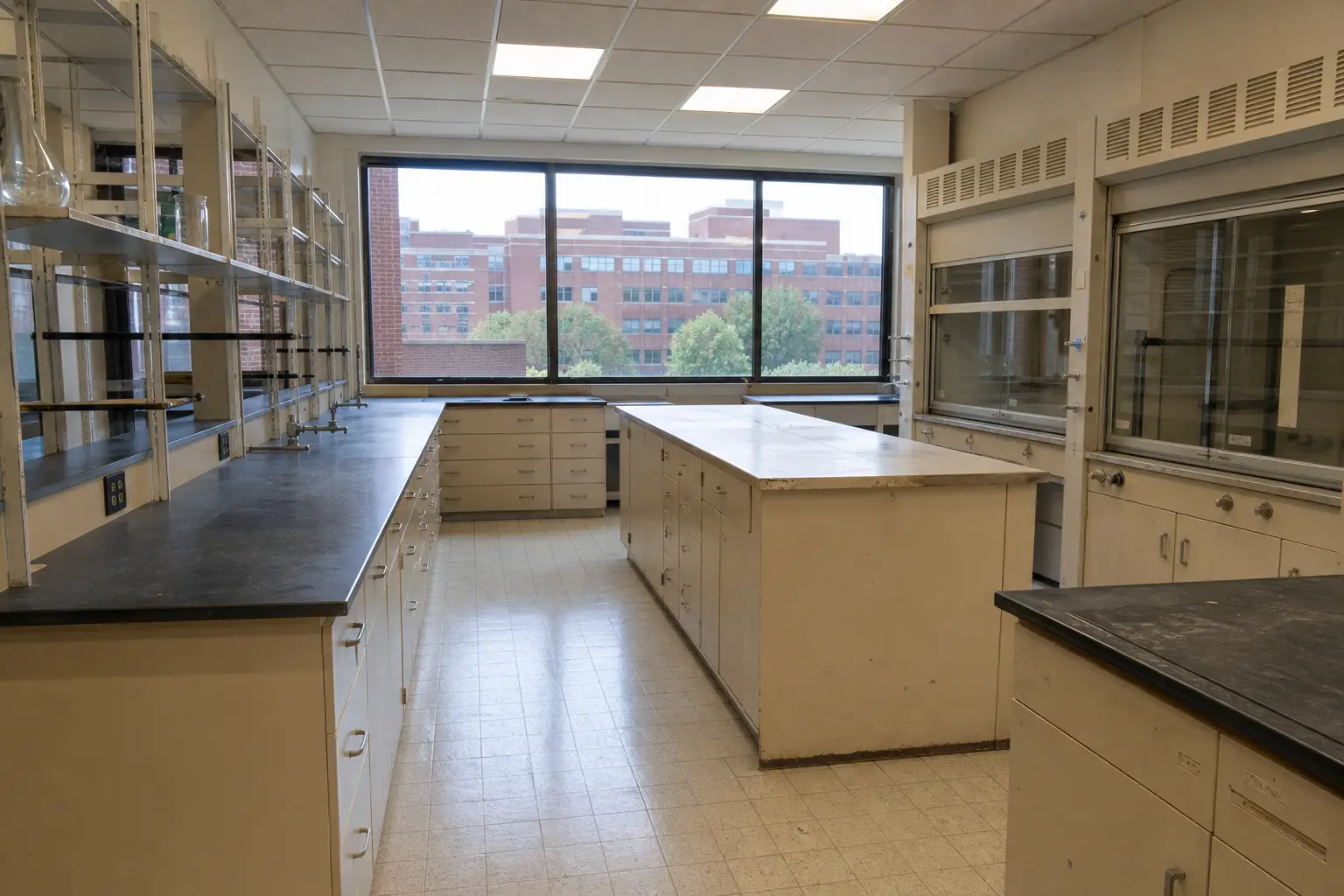 UMMC $2.4 million grant cancer research lab renovation