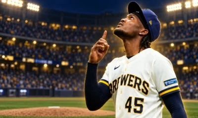 Brewers bullpen perfect innings NLCS Game 2 record
