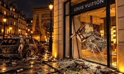 France October 17 store looting 1500 retailers